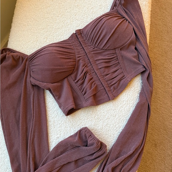 Windsor Tops - Elegant Mauve Off-Shoulder Top
